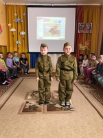 «Мы о войне стихами говорим»