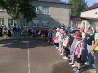 4 июня на базе МБОУ Дубровская 1СОШ имени генерал-майора Никитина И.С. состоялось открытие детского пришкольного оздоровительного лагеря  «Дружба»